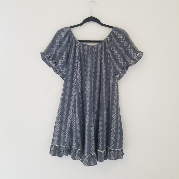 Easel BOHO Blue & White Flowy Tunic Dress Size Medium - Picture 2 of 9